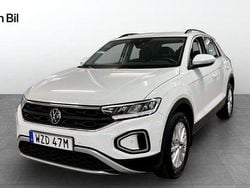 Vit Begagnad 2023 VW T-Roc Life SUV | 219 900 kr (Marknadspris)