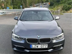 Grå Begagnad 2013 BMW 328 Luxury Line Sedan | 120 000 kr (Superpris)