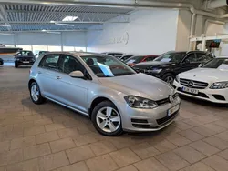 Silver Begagnad 2015 VW Golf VII Halvkombi | 139 800 kr (Marknadspris)