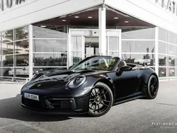 Svart Begagnad 2024 Porsche 911 Carrera GTS Cab | 1 895 000 kr (Marknadspris)