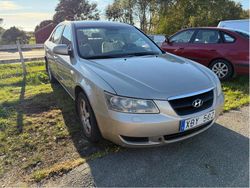 Brun Begagnad 2005 Hyundai Sonata Sedan | 15 000 kr (Marknadspris)