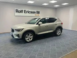 Silver Begagnad 2023 Volvo XC40 Core SUV | 359 500 kr (Marknadspris)