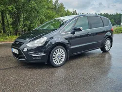 Svart Begagnad 2012 Ford S-MAX Business Edition Minibuss | 69 900 kr (Marknadspris)