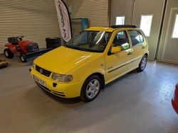 Gul Begagnad 1999 VW Polo Conceptline Halvkombi | 29 900 kr