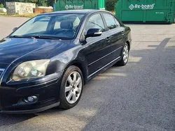 Svart Begagnad 2007 Toyota Avensis Sedan | 38 000 kr (Marknadspris)