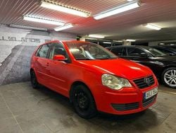 Röd Begagnad 2007 VW Polo Comfortline Halvkombi | 27 500 kr (Marknadspris)