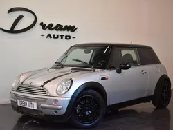 Begagnad 2002 Mini Cooper Halvkombi | 29 900 kr (Marknadspris)