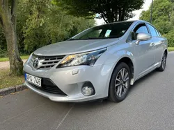 Silver Begagnad 2013 Toyota Avensis Business Edition Sedan | 149 900 kr (Dyr)