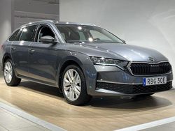 Graphite grey metallic Begagnad 2025 Skoda Octavia Kombi | 289 900 kr (Bra pris)