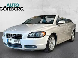 Ljusgrå Begagnad 2006 Volvo C70 Summum Cab | 109 900 kr (Marknadspris)