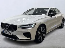 Vit Begagnad 2024 Volvo S60 Plus Sedan | 489 900 kr (Bra pris)