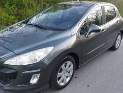 Mörkgrå (grå) Begagnad 2010 Peugeot 308 Halvkombi | 59 898 kr (Marknadspris)