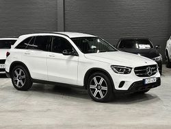 Vit (vit metallic) Begagnad 2020 Mercedes GLC220 SUV | 399 900 kr (Marknadspris)