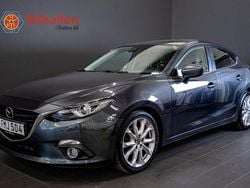 Grå Begagnad 2014 Mazda 3 Inclusive Halvkombi | 124 900 kr (Marknadspris)