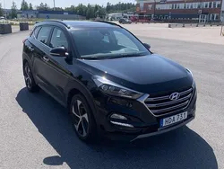 Svart Begagnad 2016 Hyundai Tucson SUV | 195 000 kr (Marknadspris)
