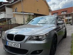 Grå Begagnad 2006 BMW 550 M Sport Sedan | 89 900 kr