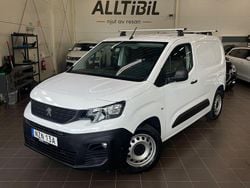Vit Begagnad 2019 Peugeot Partner Minibuss | 134 900 kr (Superpris)