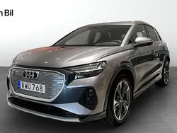 Tyfongrå metallic Begagnad 2022 Audi Q4 e-tron Proline SUV | 369 000 kr (Marknadspris)