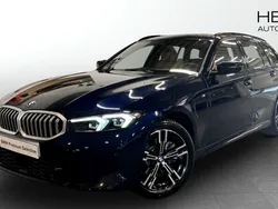 Blå (blue) Begagnad 2024 BMW 330e M Sport Kombi | 604 700 kr (Marknadspris)