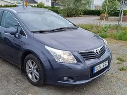 Blå Begagnad 2010 Toyota Avensis T2 Kombi | 66 000 kr (Marknadspris)