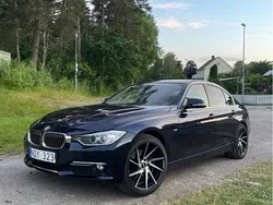 Blå Begagnad 2013 BMW 320 Luxury Line Sedan | 119 900 kr (Bra pris)