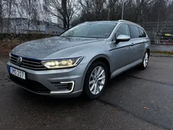 Silver Begagnad 2016 VW Passat GTE Kombi | 116 000 kr (Bra pris)