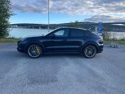 Mörkblå Begagnad 2021 Porsche Cayenne Turbo GT SUV | 1 369 900 kr