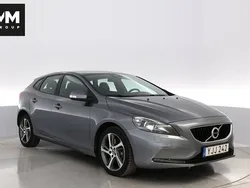 Grå Begagnad 2016 Volvo V40 Kombi | 158 900 kr (Marknadspris)
