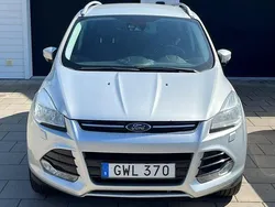 Grå Begagnad 2015 Ford Kuga Titanium SUV | 130 000 kr (Lite dyr)