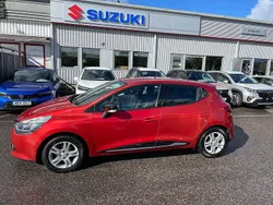 Röd Begagnad 2015 Renault Clio IV Halvkombi | 75 900 kr (Marknadspris)