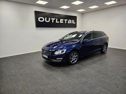 Blå Begagnad 2014 Volvo V60 Ocean Race Kombi | 144 900 kr (Marknadspris)