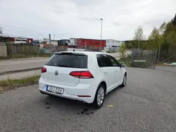 Vit Begagnad 2019 VW Golf VII Halvkombi | 126 000 kr (Bra pris)