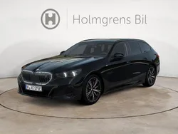 Svart Ny 2025 BMW i5 Efficient Dynamics Sedan | 778 400 kr (Bra pris)