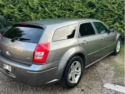 Grå Begagnad 2005 Dodge Magnum Sedan | 109 000 kr
