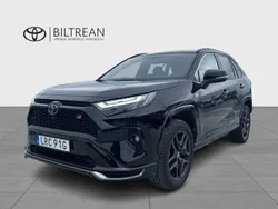 Svart Begagnad 2023 Toyota RAV4 Hybrid Sport SUV | 589 000 kr (Lite dyr)