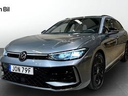 Mörkgrå Ny 2024 VW Passat R-line Kombi | 479 900 kr (Superpris)