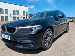 Svart Begagnad 2018 BMW 520 Sport Line Kombi | 275 000 kr (Marknadspris)