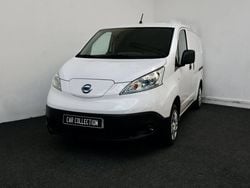 Vit Begagnad 2015 Nissan e-NV200 Van | 84 900 kr (Marknadspris)