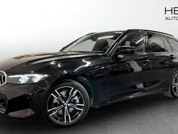 Svart (black) Begagnad 2024 BMW 330e M Sport Kombi | 536 700 kr (Marknadspris)