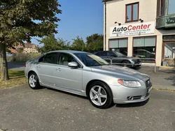 Ljusgrå Begagnad 2010 Volvo S80 Summum Sedan | 69 000 kr (Marknadspris)