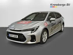 Grå Begagnad 2024 Suzuki Swace Kombi | 329 600 kr (Marknadspris)