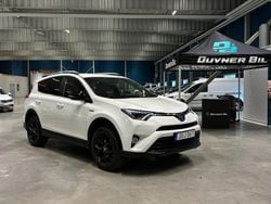 Vit Begagnad 2018 Toyota RAV4 Hybrid Edition SUV | 199 900 kr (Marknadspris)