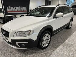 Vit Begagnad 2016 Volvo XC70 Momentum Kombi | 168 000 kr (Marknadspris)