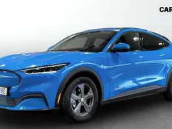 Blå Begagnad 2022 Ford Mustang Mach-E Standard Range SUV | 379 900 kr (Bra pris)