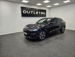 Grå Begagnad 2022 Ford Mustang Mach-E SUV | 339 000 kr (Superpris)