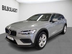 Begagnad 2024 Volvo V60 CC Kombi | 389 800 kr (Superpris)