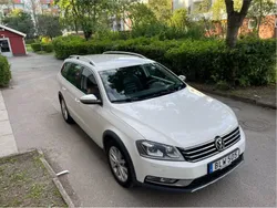Vit Begagnad 2014 VW Passat Alltrack Kombi | 122 000 kr (Marknadspris)