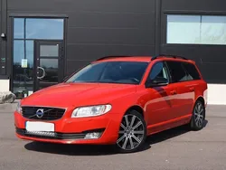 Röd Begagnad 2015 Volvo V70 Standard Kombi | 139 900 kr (Lite dyr)