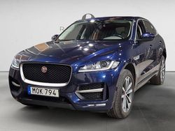 Blå Begagnad 2017 Jaguar F-Pace R-Sport SUV | 219 900 kr