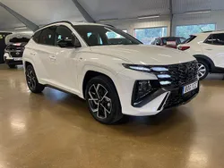 Vit Begagnad 2025 Hyundai Tucson N Line SUV | 399 000 kr (Marknadspris)